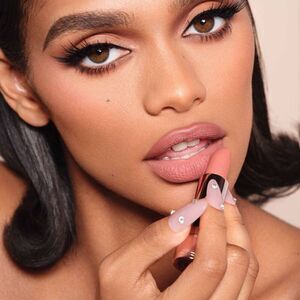 ✨HP✨Anastasia Beverly Hills- Matte & Satin Lipstick - TAUPE BEIGE✨